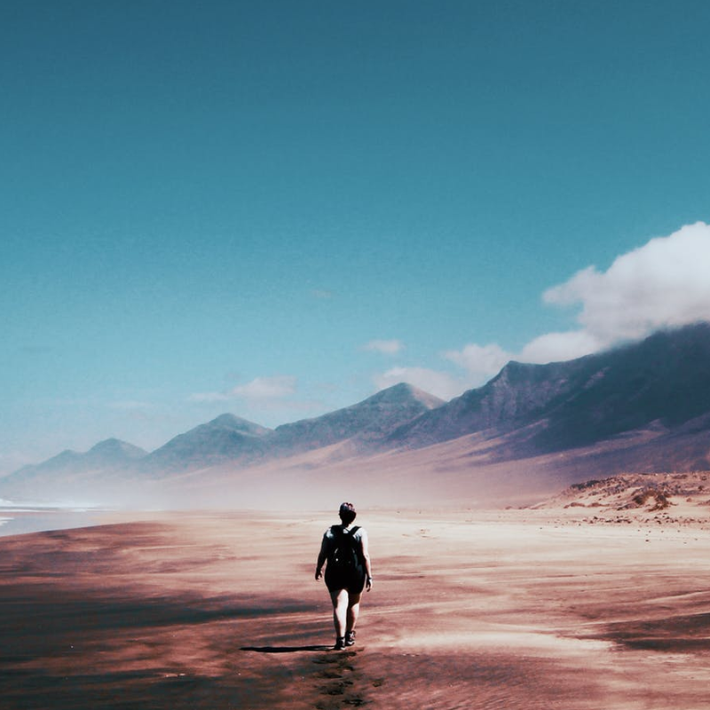 Blog - Featured image - 5 Simple Reasons Why Mobile Marketing Is Super-effective In Increasing Sales - 1