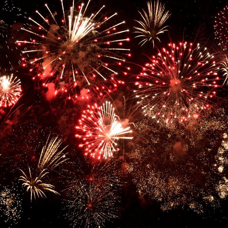 bg-festiveMarketingTips-1